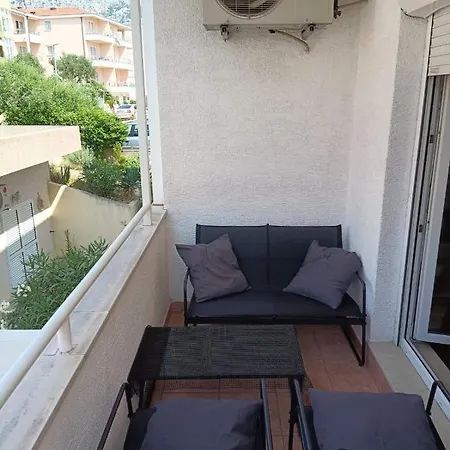 Mikulcic * Makarska